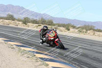 media/Dec-04-2025-Racers Edge (Thu) [[5ebc9f124d]]/3-B Group/3-Session 2 (Turn 7 Inside)/